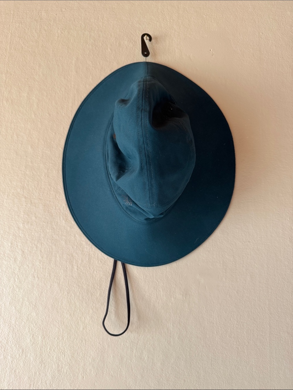 NWT Arcteryx Sinsola Hat